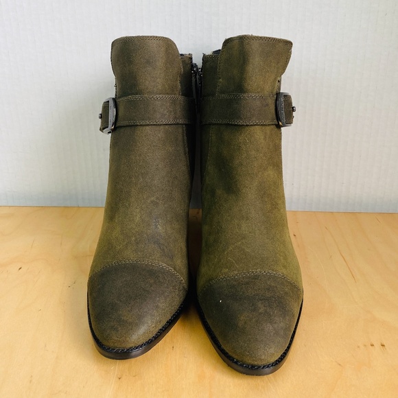 Donald J Pliner Green Suede Ankle Boots, 11. - Picture 2 of 7